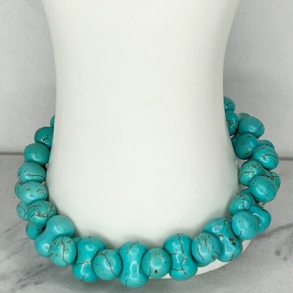 Chunky Faux Turquoise Beaded Stretch Bracelet - Picture 6 of 7